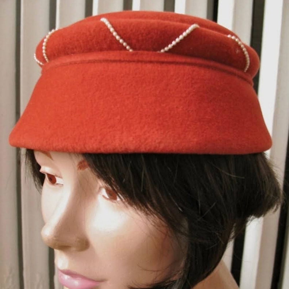 Vintage 1960s Rust Orange Hat